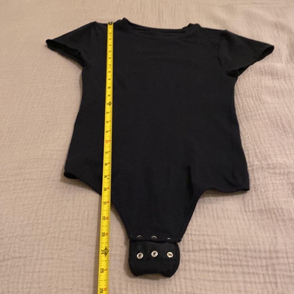 YUMMIE SEAMLESS SHAPING THING BLACK BODYSUIT. Size S - Picture 8 of 9